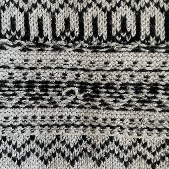 WHBM Sweater - Picture 6 of 8